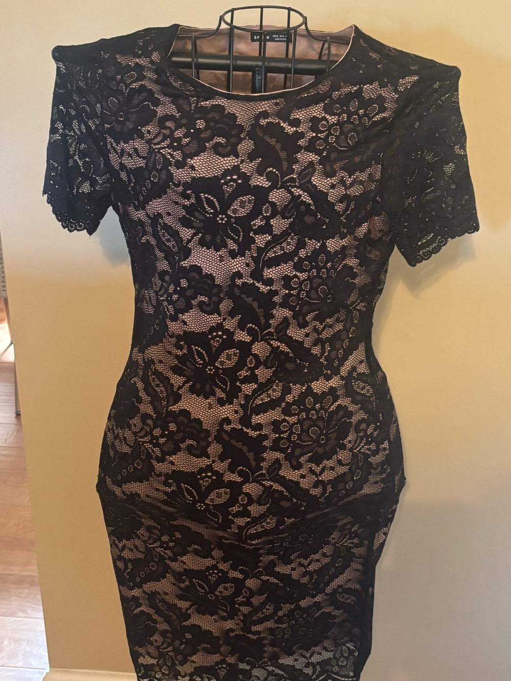 SHEIN Black Floral Lace Midi Dress
